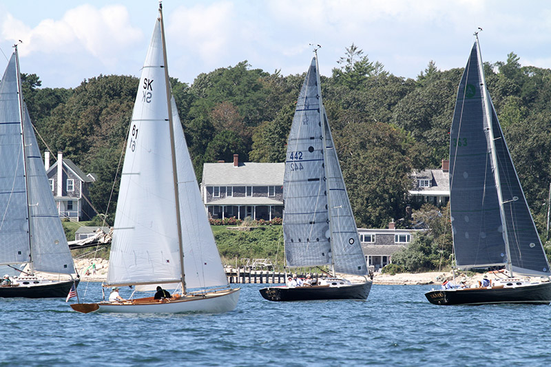 Off the start lgpixIMG_8787.jpg