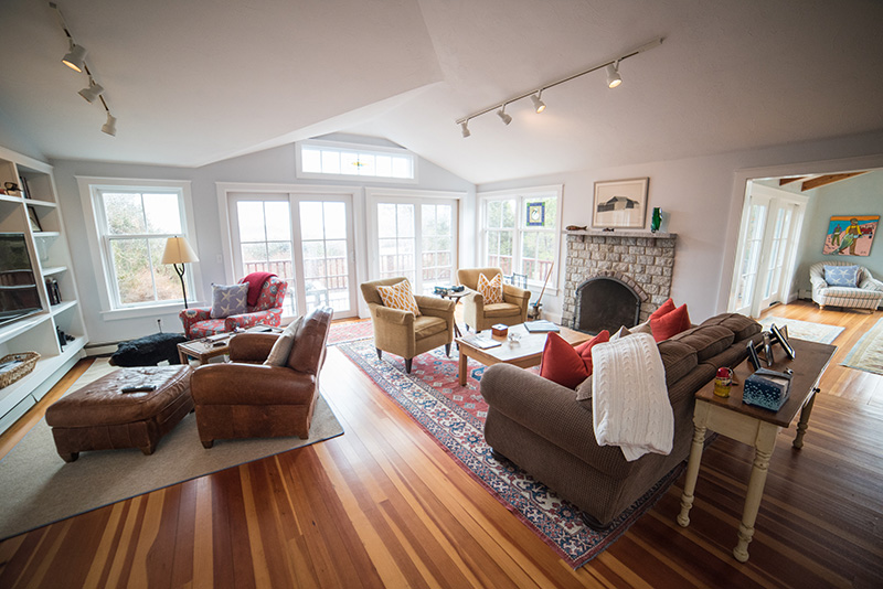 GEM_The-Local_At-Home-With_Alan-Schweikert_01.jpg