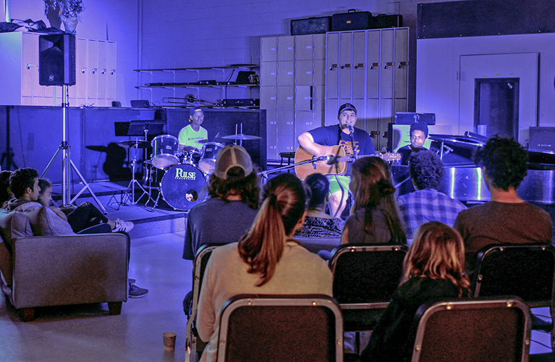 ST_MVRHS-Student-Art-Technology-Show_05.jpg
