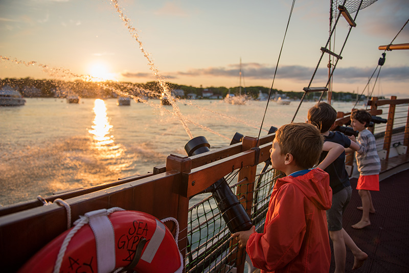 GEM_Farm-Field-Sea_Pirate-Adventures_Wes-Roehl_Declan-Diriwachte