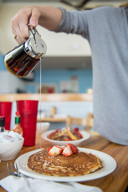 GEM_Plane-View-Restaurant_Pancakes_06.jpg