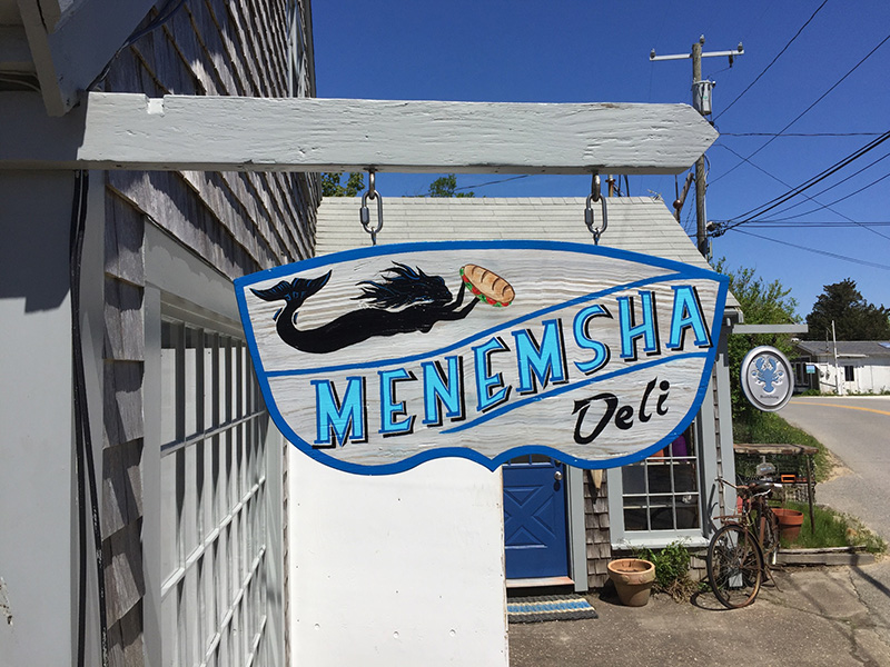 Menemsha-Deli_01.jpg