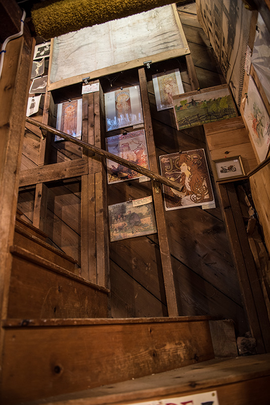 GEM_The-Book-Den_03.jpg
