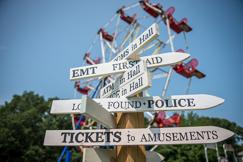 This way to fun at the fair.