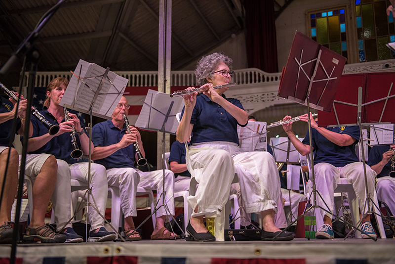 GEM_Community-Sing_Vineyard-Haven-Band_02.jpg
