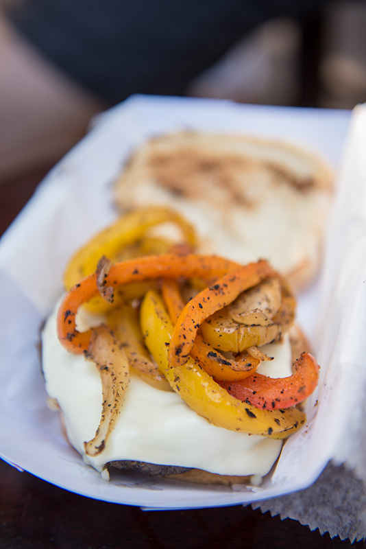 GEM_Island-Cove-Mini-Golf_Burger_20.jpg