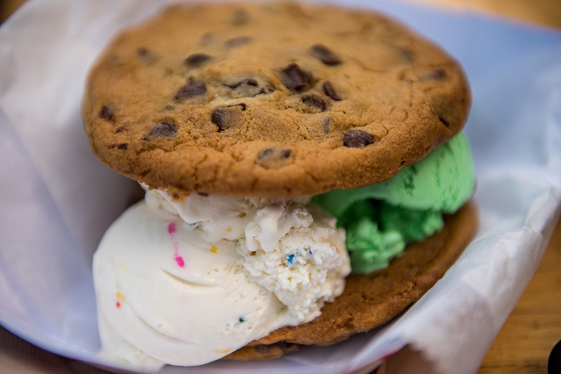 GEM_Island-Cove-Mini-Golf_Cookiewich_15.jpg