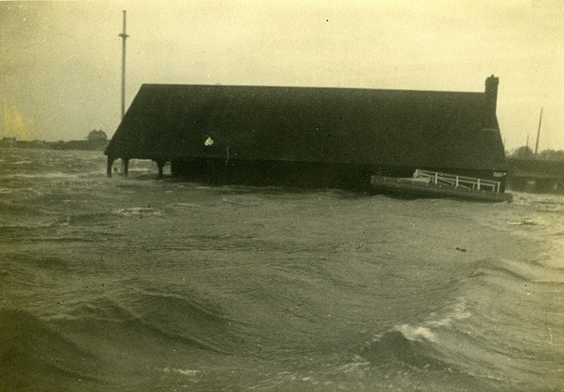 Edgartown Yacht Club.jpg