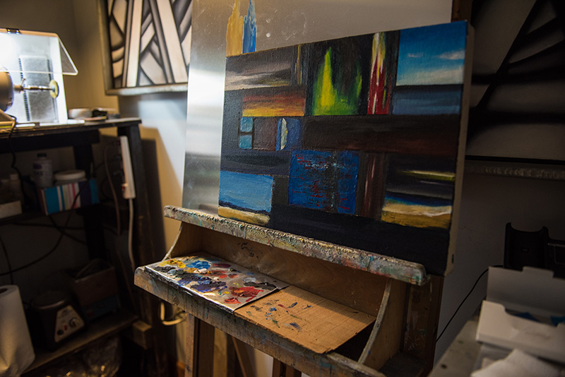 Kenneth Pillsworth is also a painter.