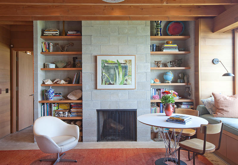 East-Chop-Fireplace-by-Peter-Vanderwarker.jpg