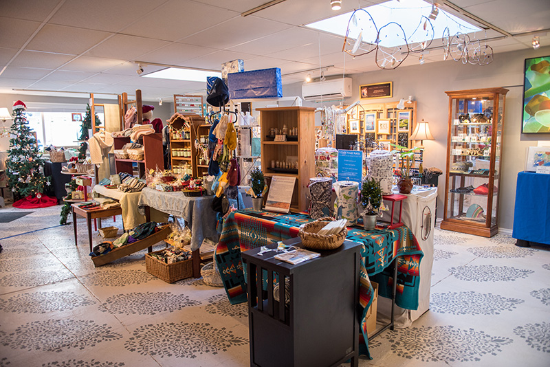 GEM_Holiday-Shops_05.jpg