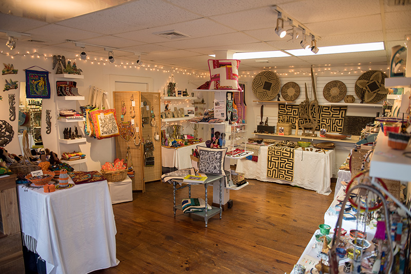 GEM_Holiday-Shops_09.jpg