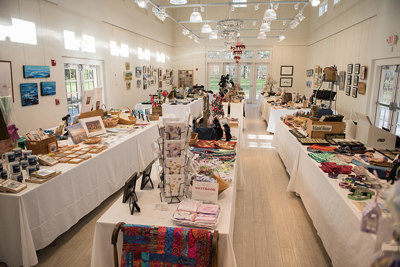 GEM_Holiday-Shops_Featherstone-Gift-Show_11.jpg