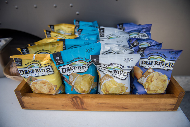 GEM_Food-Truck-Menemsha_Chips_02.jpg
