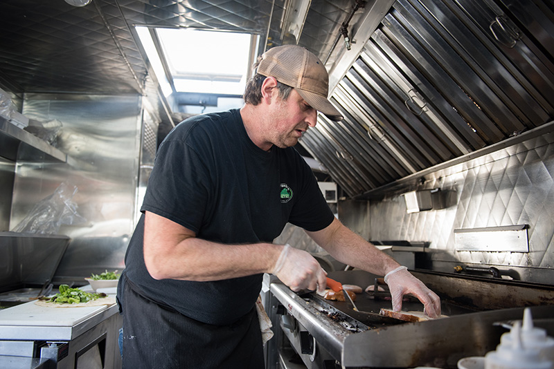 GEM_Food-Truck-Menemsha_Josh-Aronie_12.jpg