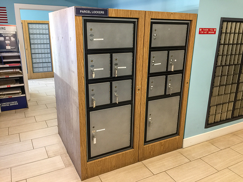 USPS_Parcel-Lockers_04.jpg