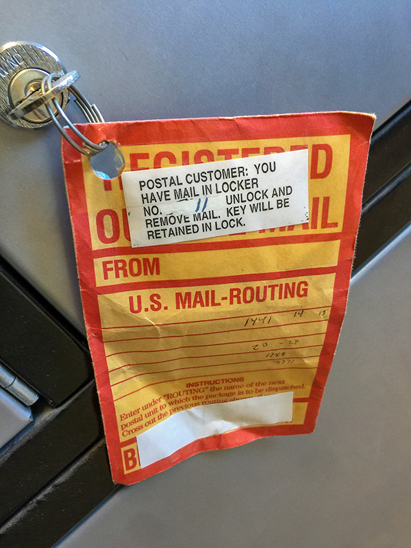 USPS_Parcel-Lockers_05.jpg