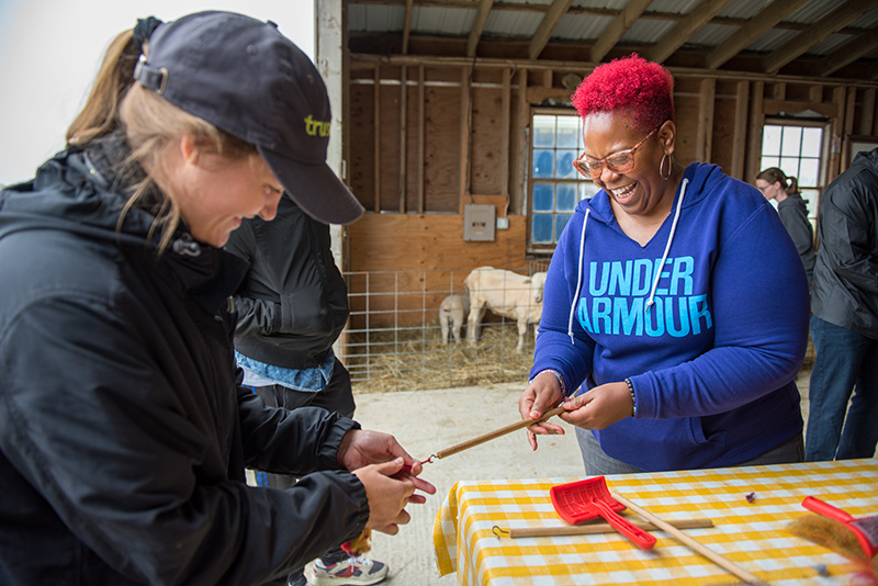 GEM_Farm-Institute_Sheepapalooza_Mina-Handy_Skyla-Cameron_16
