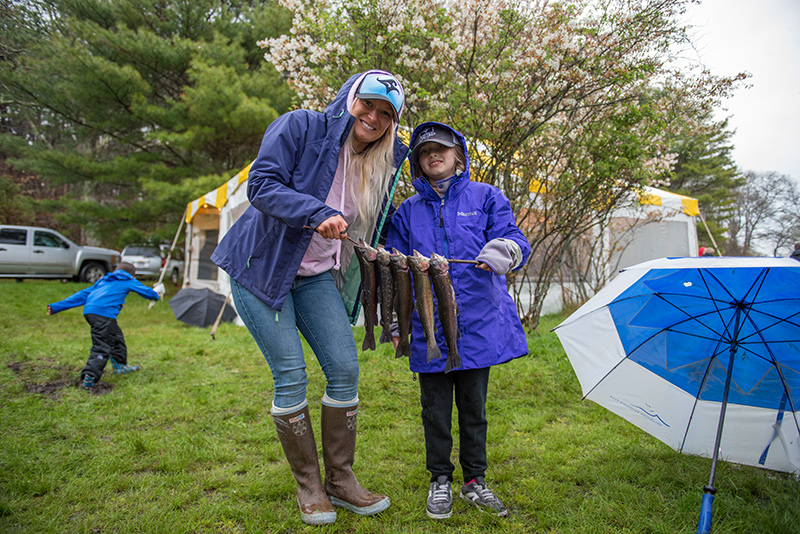 GEM_Kids-Trout-Derby_Pheonix-Rogers_Lyla-Jones_02.jpg