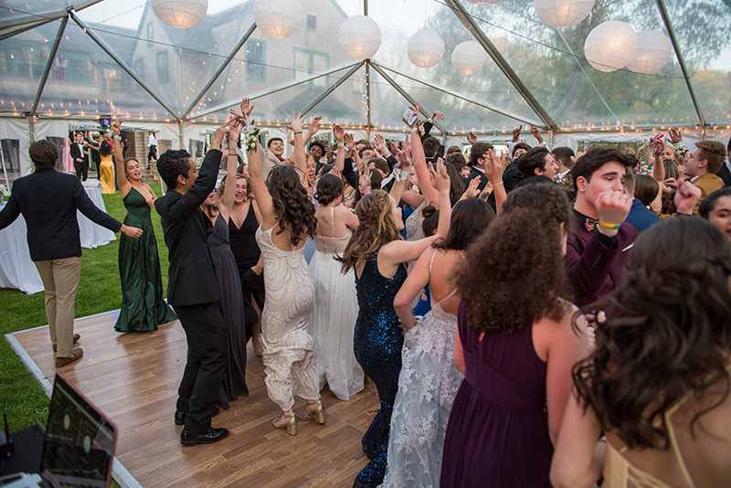Students fill the dance floor.