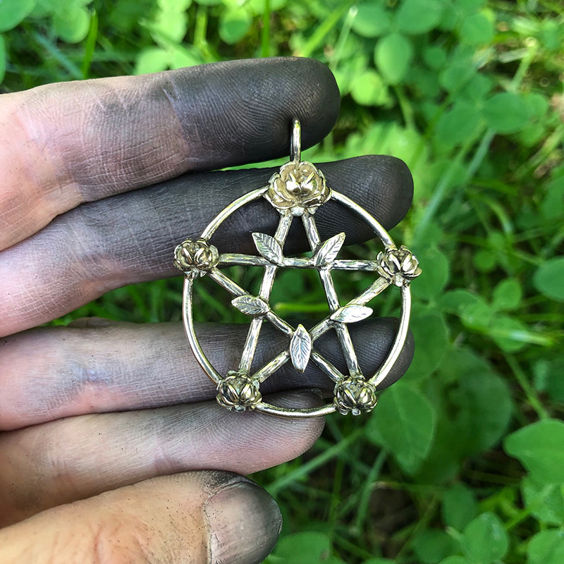 14k_gold_pentacle