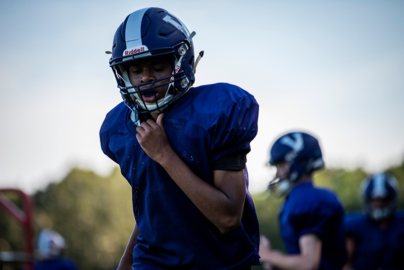 GEM_MVRHS_Football_06.jpg