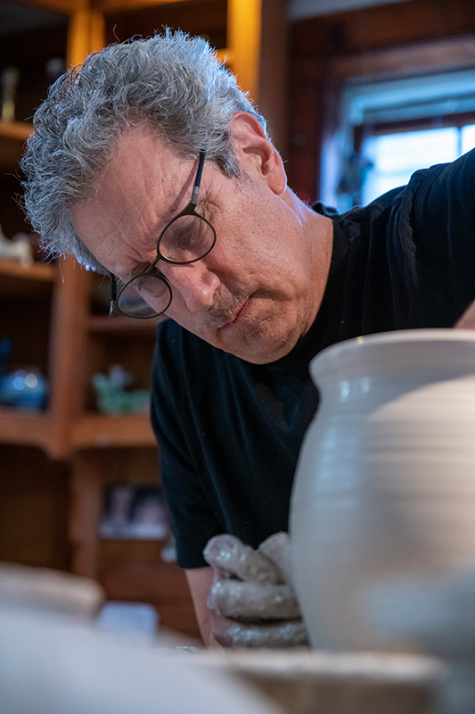 LP_Chilmark_Pottery_Geoffery_Borr_09.jpg