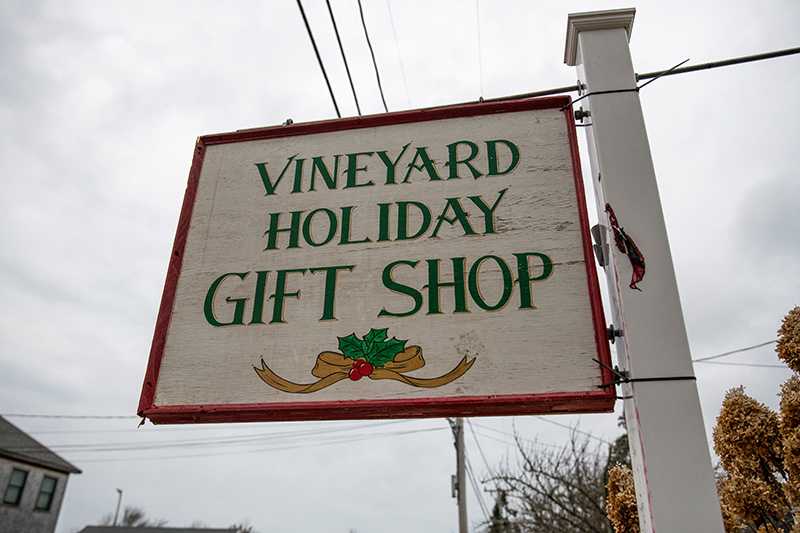 LP_Vineyard_Holiday_Gift_Shop_24.jpg
