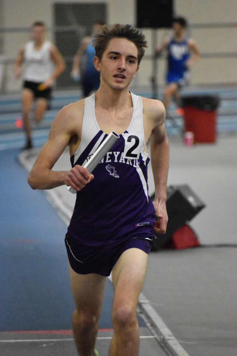Isaac_Richards_Boys_Medley_Relay_winner.jpg