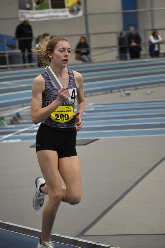 Girls-Relay-2-Eloise-Christy.jpg