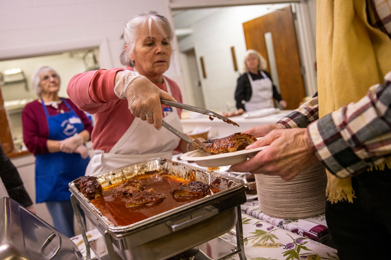 LP_Community_supper_08.jpg