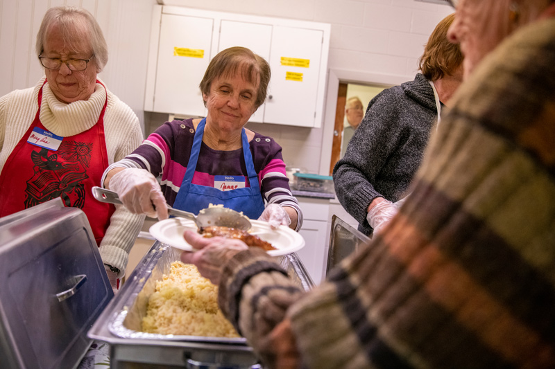 LP_Community_supper_09.jpg