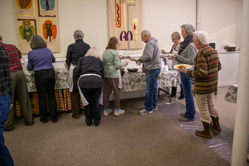 LP_Community_supper_10.jpg