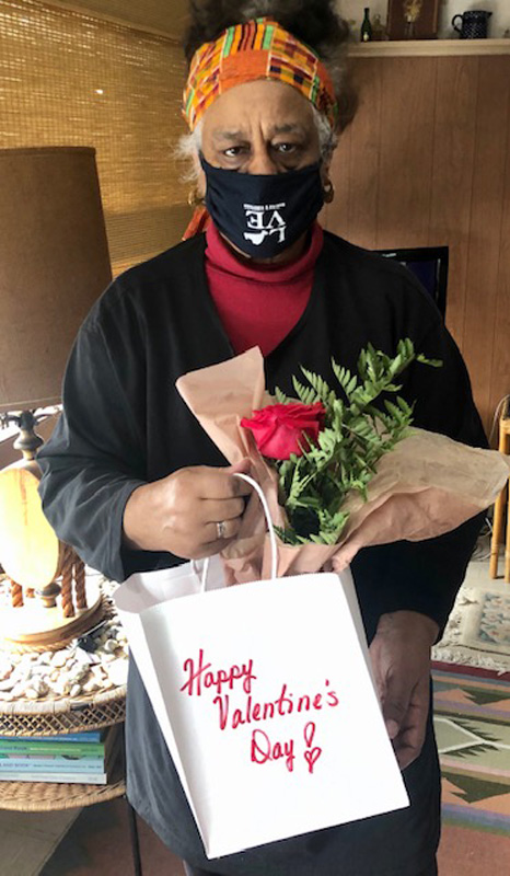 noelle-ellington-valentine-gift-bag.jpg