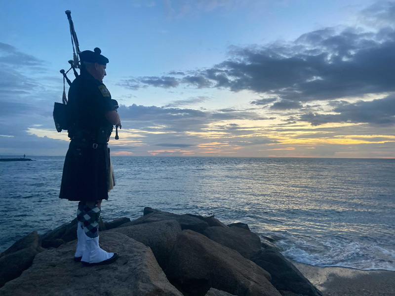 Bruce-McNamee-bagpipes.jpg