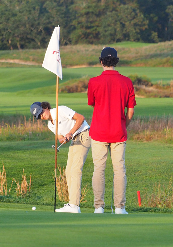 Lucas-Silvia-ninth-hole.jpg