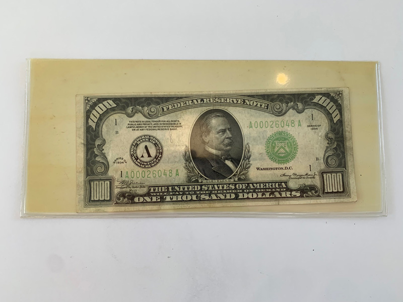 Thousand-dollar-bill-David-Alton.jpg