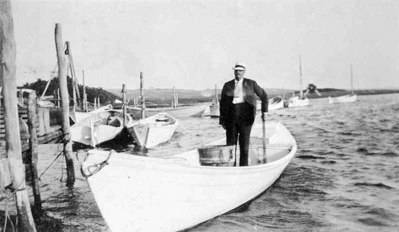 258a.-Captain-Cleveland-Boat.jpg