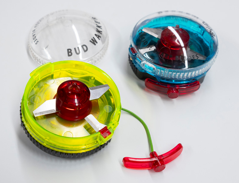 bud-wakker-cannabis-grinder.jpg