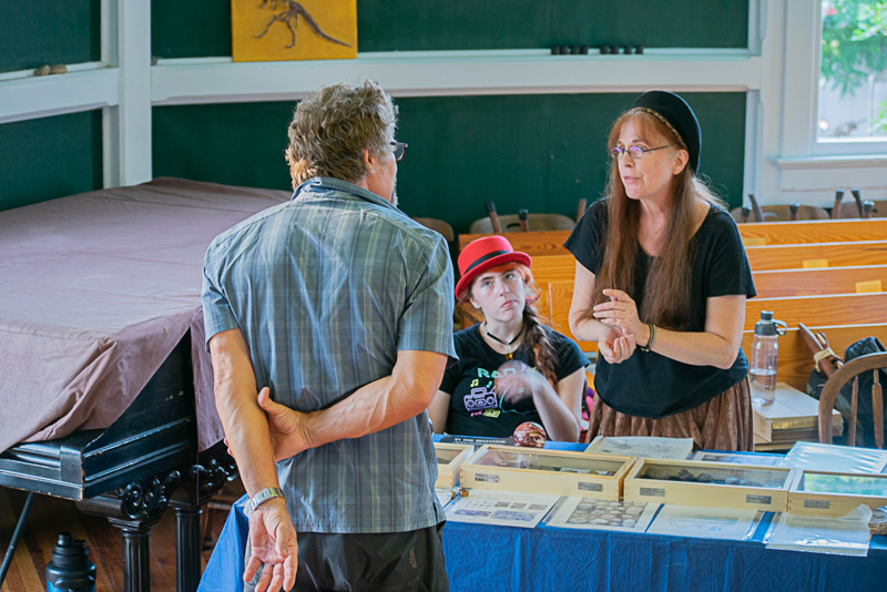 fossil-day-exhibits-6.jpg