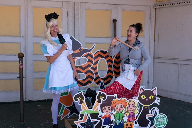 Oak-Bluffs-Halloween-parade-organizers-2.jpg