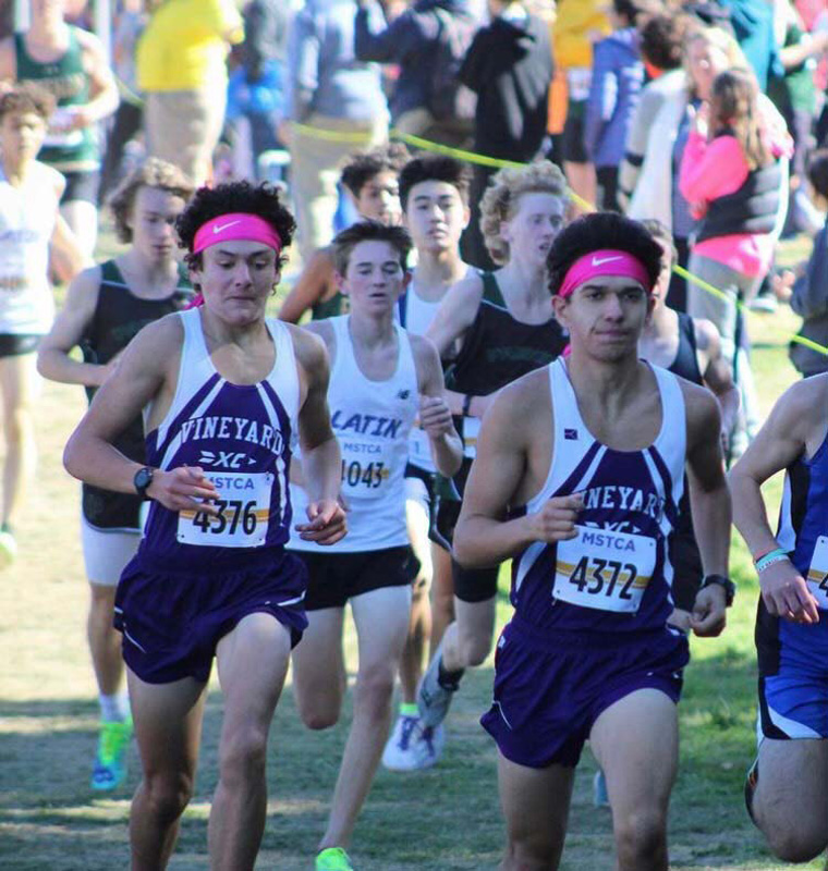 Two_Dans_running.jpg