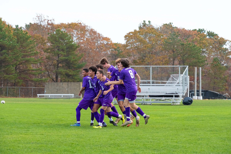 Boys-Varsity-Soccer_clebrate-win.jpg