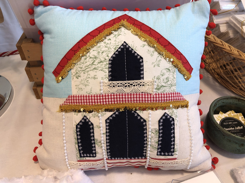 Featherstone-holiday-gift-show-17.jpg