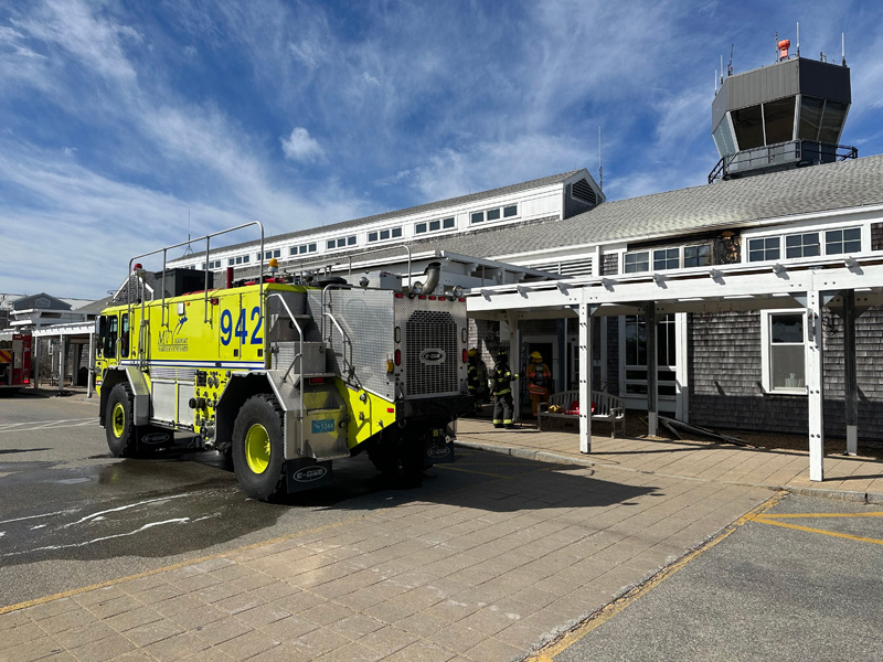 airport-fire2.jpg