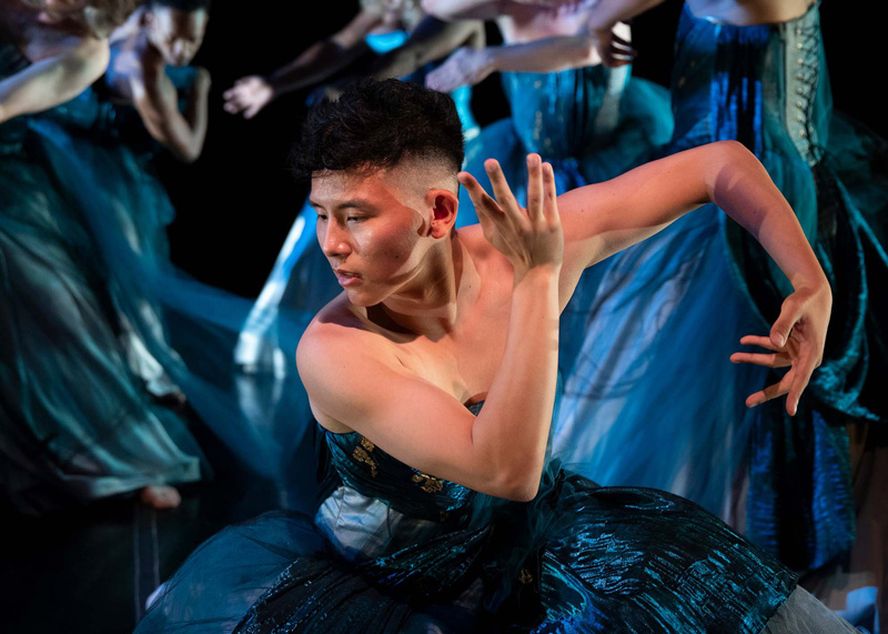 SeanDorseyDance_TheLostArtOfDreaming_5_photoLydiaDaniller.jpg