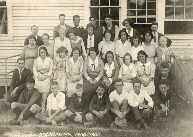 EdgartownHS_1921.jpg