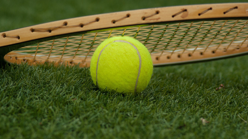 tennnis-ball-racket.jpg