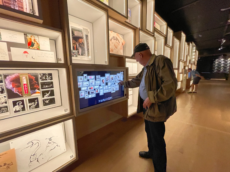 dylan-center_9982.jpg