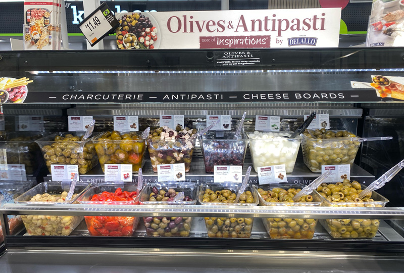Stop-and-shop-olive-bar-1.jpg